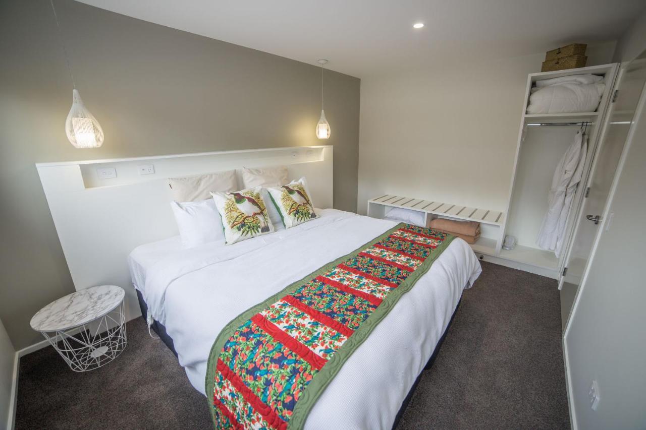Red Tussock Motel Te Anau Zewnętrze zdjęcie
